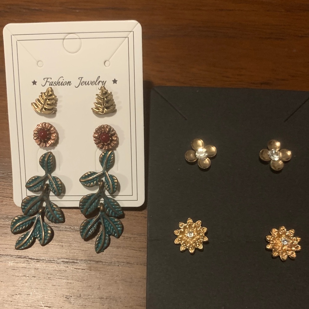 Fashion Jewelry Gold and Teal Leaf Earrings